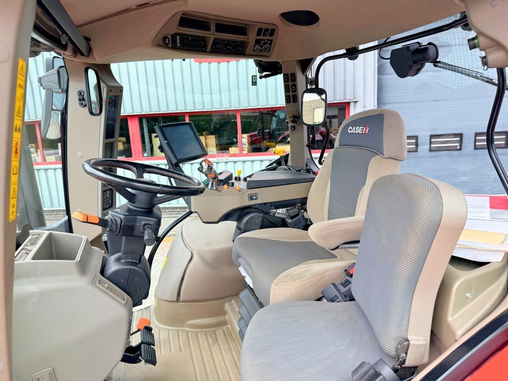 Case IH Maxxum 145 CVXDrive Stage V GPS
