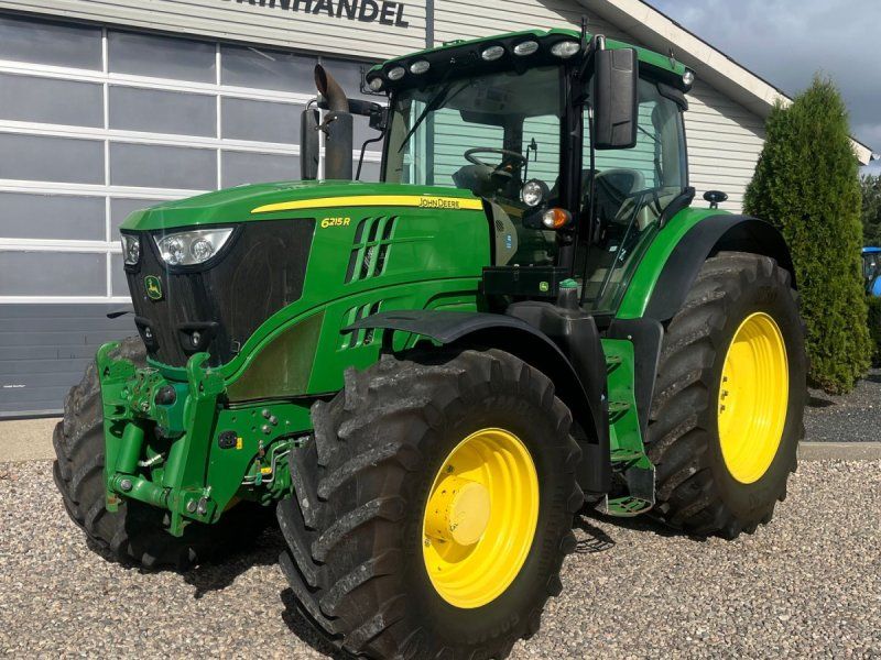 John Deere 6215R AP med frontlift