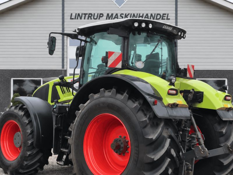 Claas Axion 960 CMATIC Cebis med frontlift