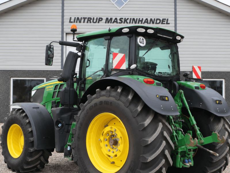 John Deere 6250R Ultimate Edition