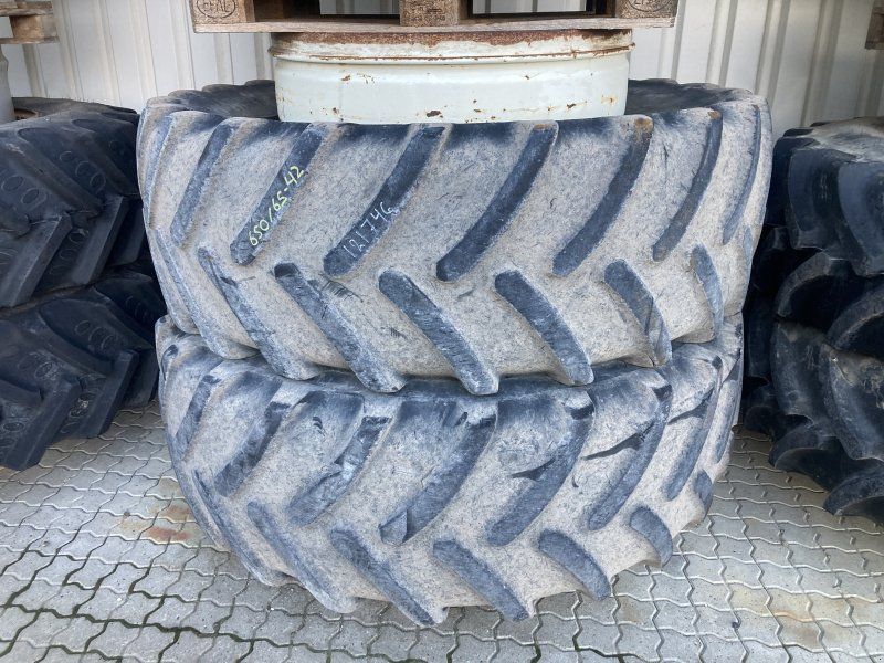 Michelin 650/65R42