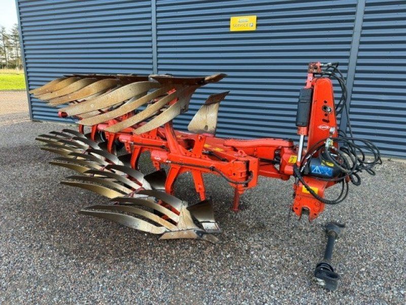 Kuhn VARI-MASTER 153 4+1