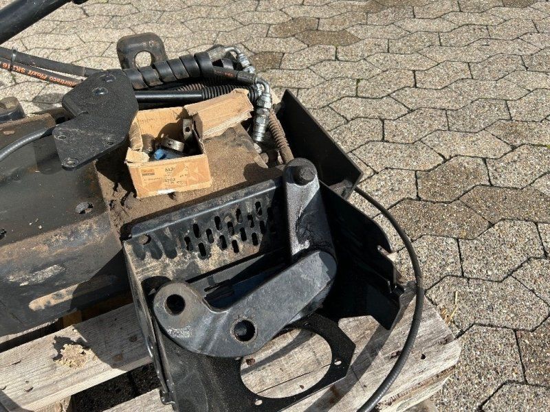 Hitchkrog Til: Puma LWB / T7