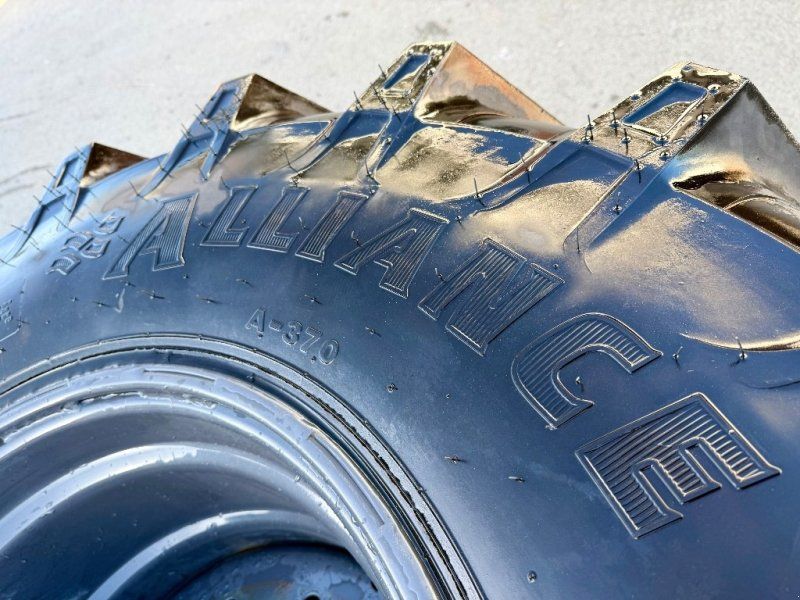 Alliance Agri Loader 620/70 R26