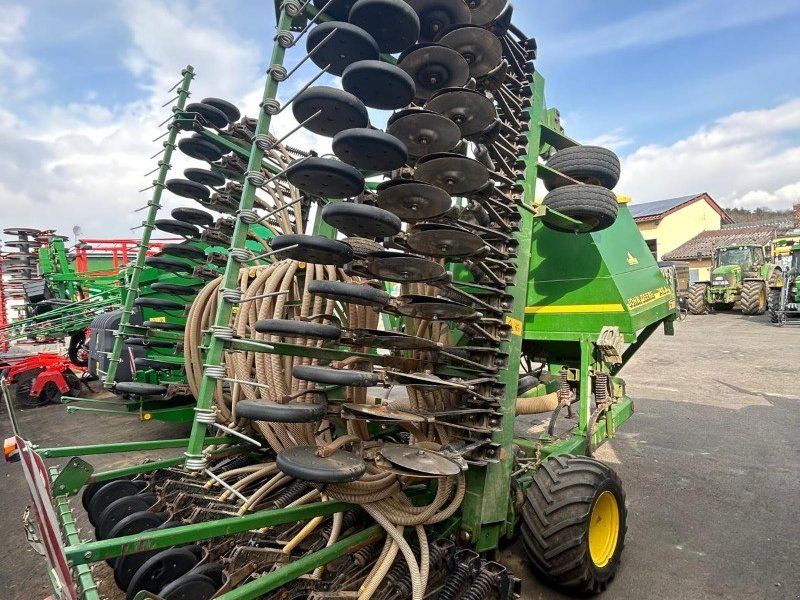 John Deere 740A