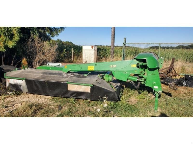 John Deere 331
