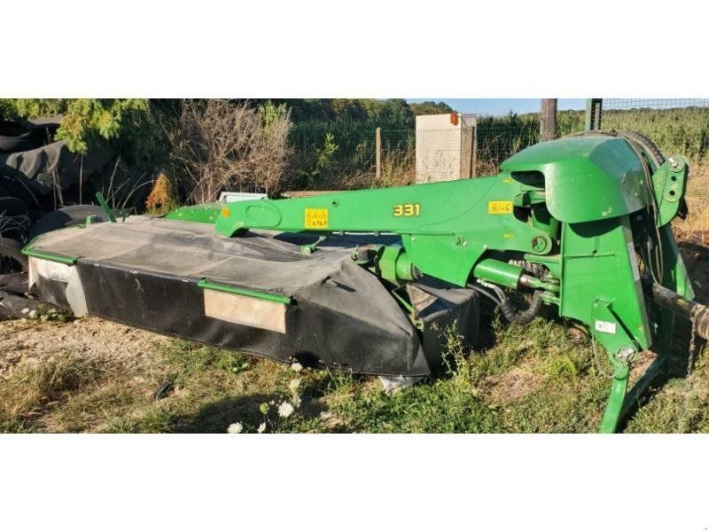 John Deere 331