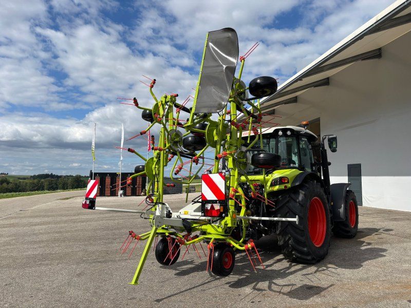 Claas Volto 900