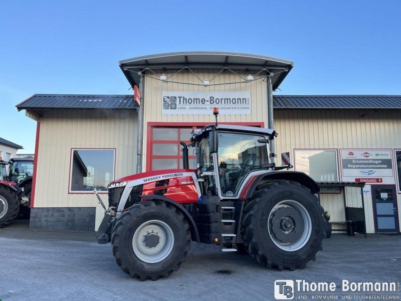 Massey Ferguson 8S.305 Dyna-VT Exclusive