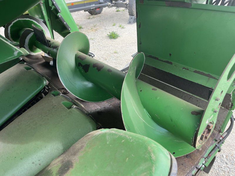 John Deere 608 C CUEILLEUR 8 RGS