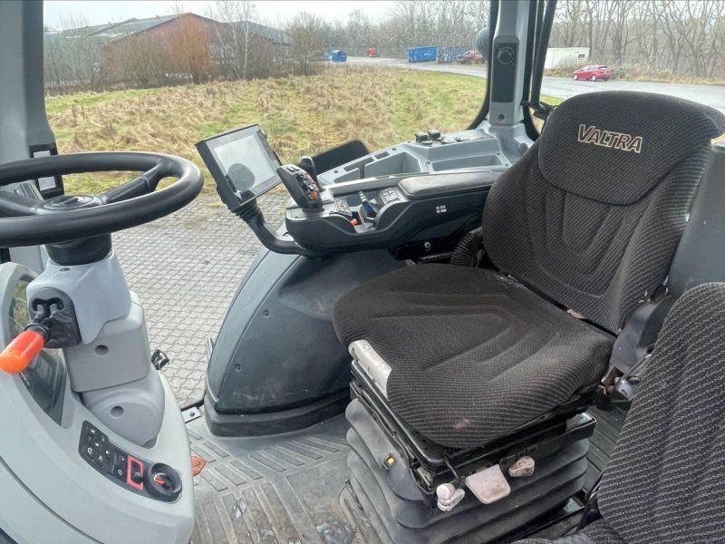 Valtra N174V
