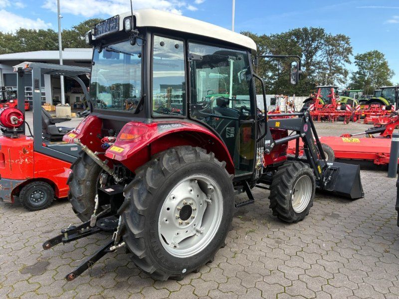 Knegt 504 CG3 mit Stoll Frontlader