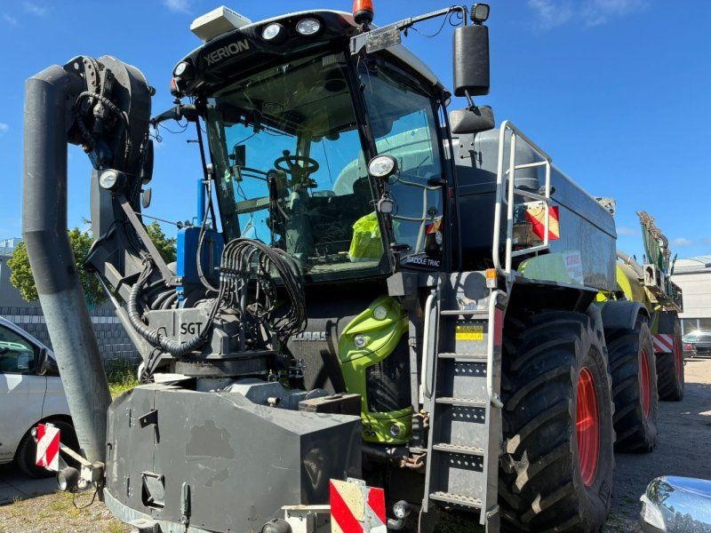 Claas Xerion 4000 Saddle Trac