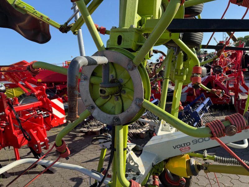 Claas Volto 900