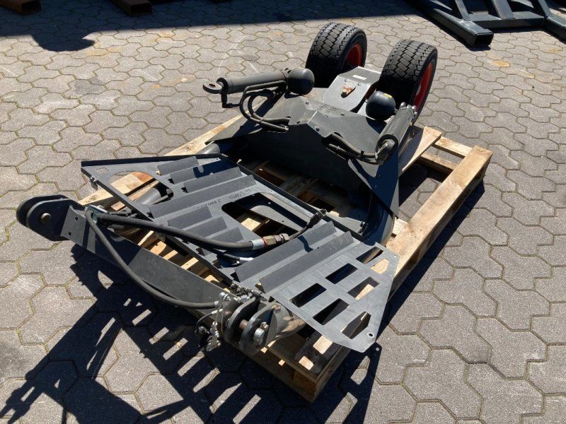 Claas Zusatzfahrwerk Xerion 4200 NEU