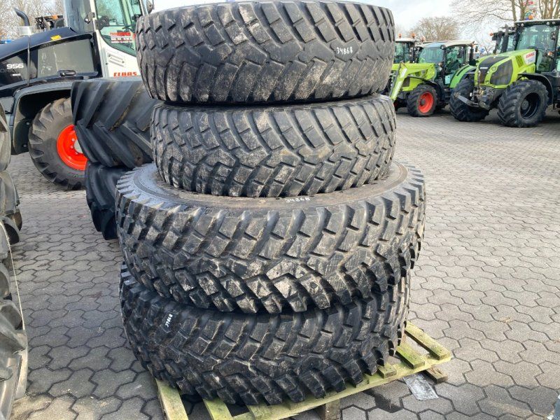 BKT 400/80R28 & 480/80R38