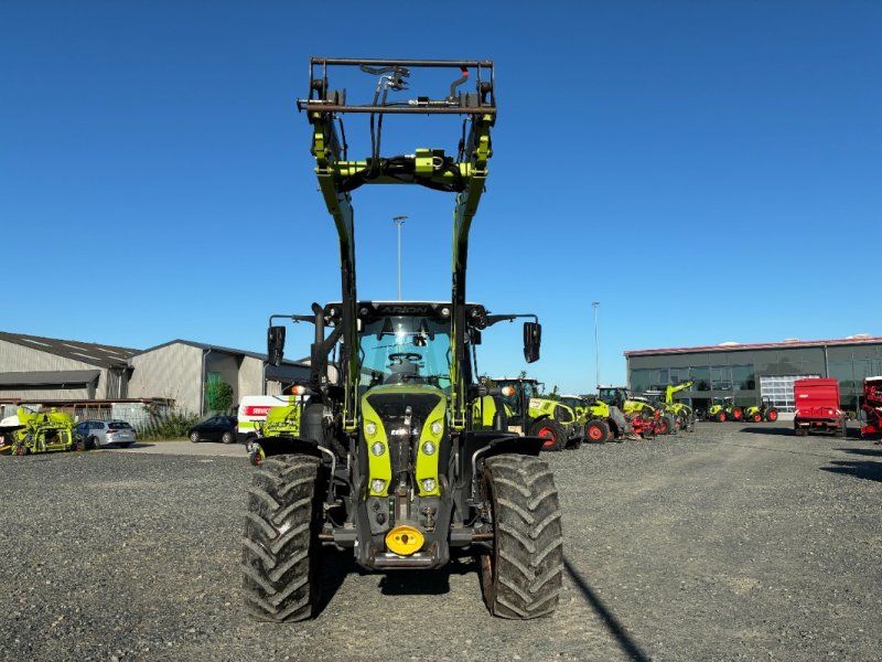 Claas Arion 650 CIS+
