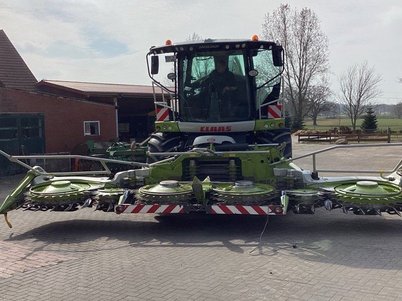 Claas Orbis 750