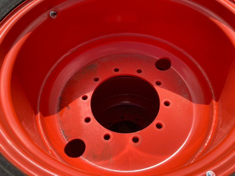 Michelin 600/65R28
