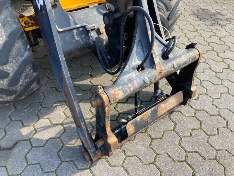 JCB 409