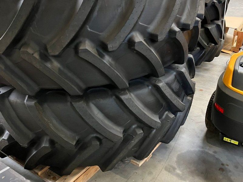 Kock & Sohn 2 x 580/70R42 Kompletträder