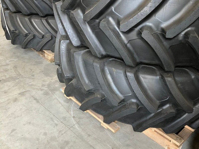 Kock & Sohn 2 x 580/70R42 Kompletträder