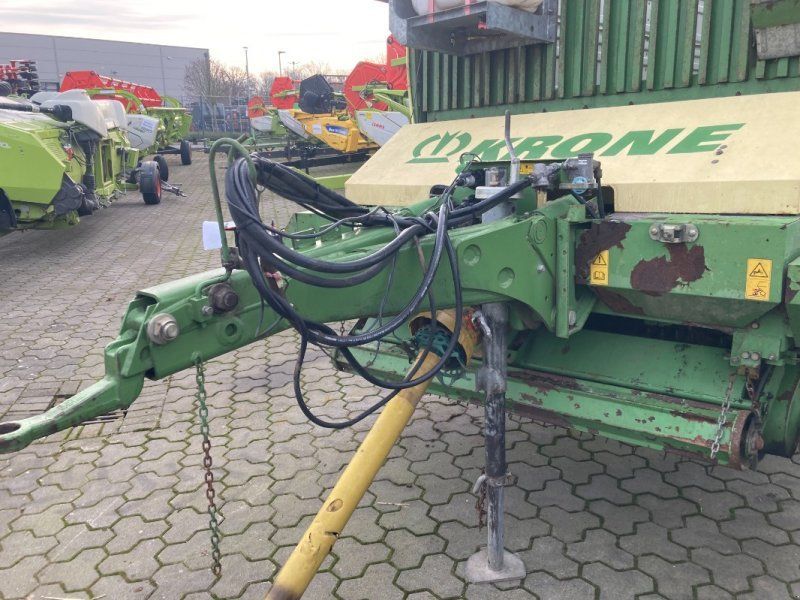 Krone Titan 6/42