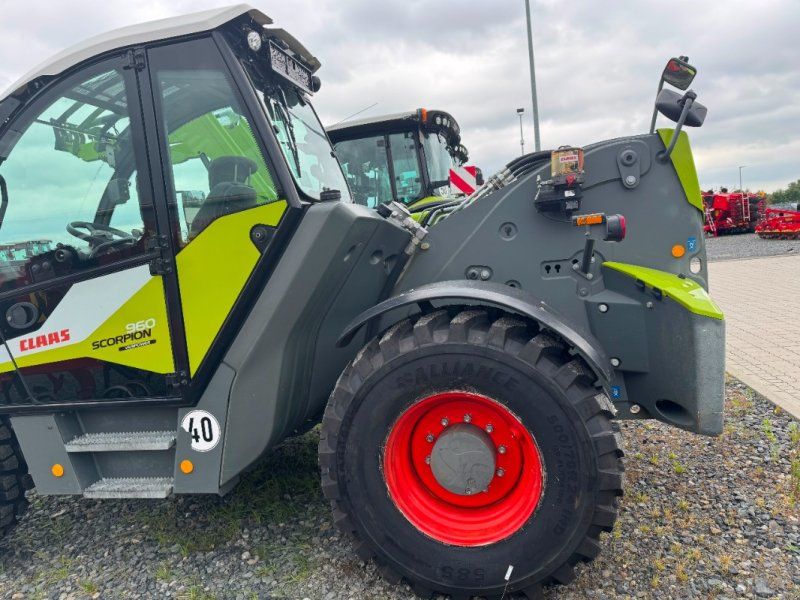 Claas Scorpion 960
