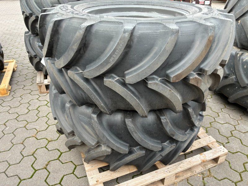 Vredestein 540/65R30 Traxion