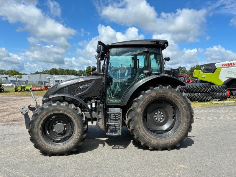 Valtra A105 Unlimited
