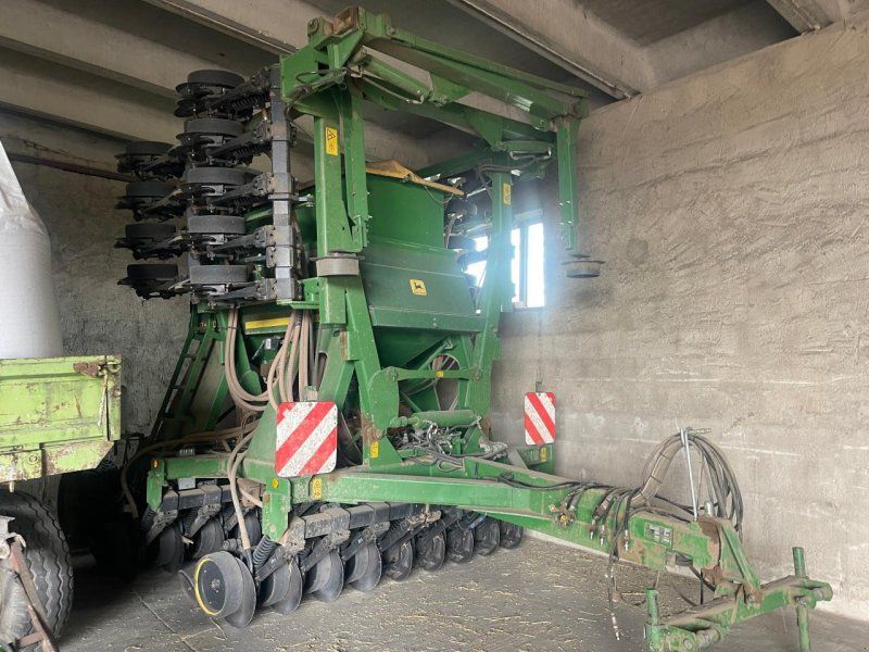 John Deere 750 A