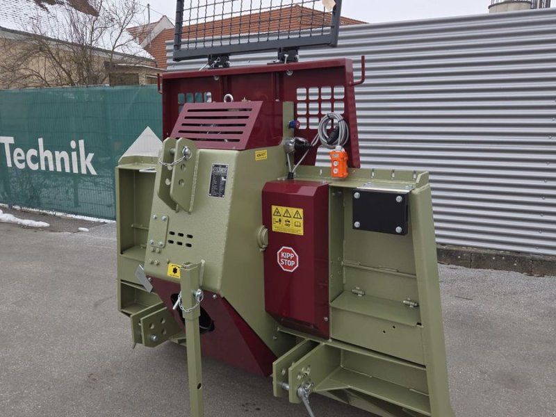 Holzknecht HS 750