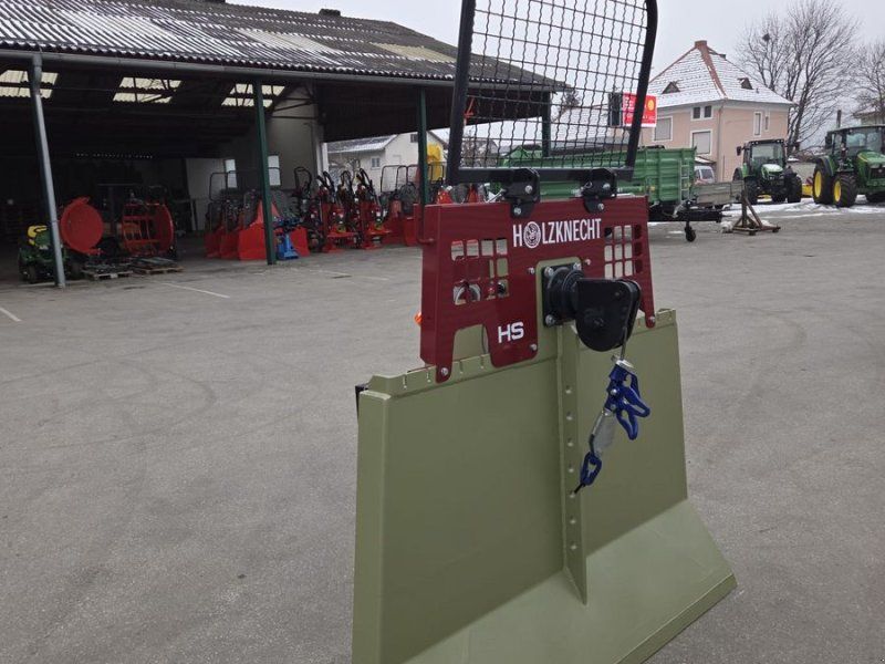 Holzknecht HS 550