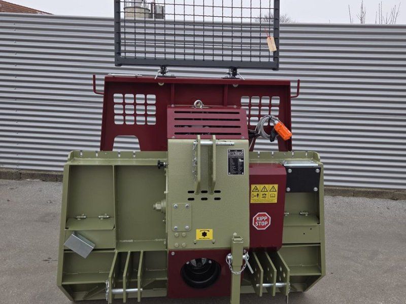 Holzknecht HS 550