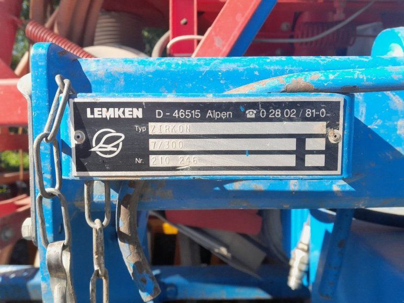 Lemken Zirkon 7 mit Accord Pneumatische Drillmas