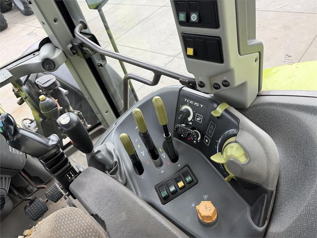CLAAS Ares 697 ATZ