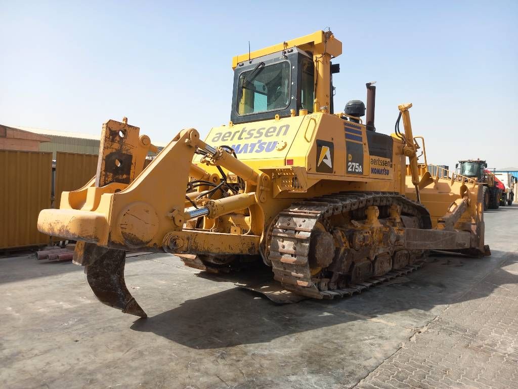 Komatsu D275A-5R (EXW - Abu Dhabi)