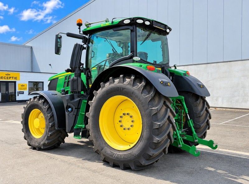 2018 John Deere 6230R All-Wheel-Drive Tractor