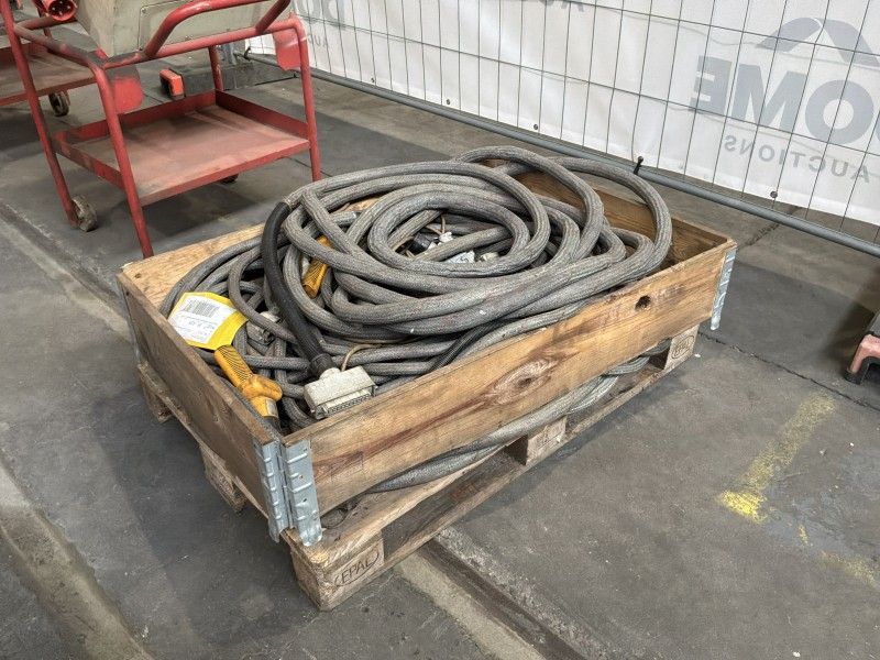 EMANUEL SCM 160F Mobile elektromechanische Hubsäule (4x)