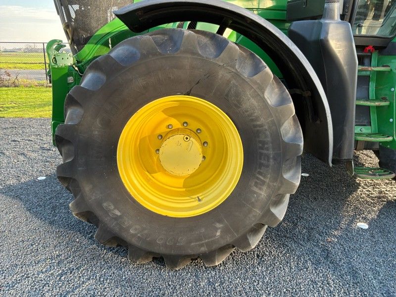 2013 John Deere 6210R Allrad-Ackerschlepper