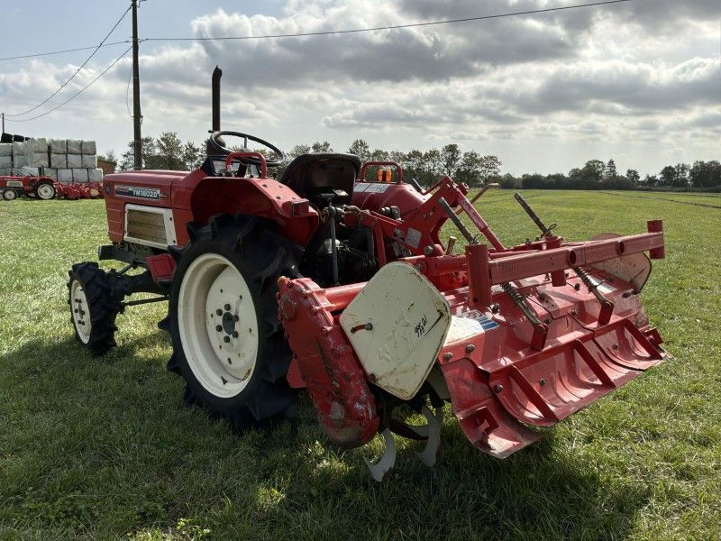 Yanmar YM1802D four-wheel-drive mini tractor with tiller