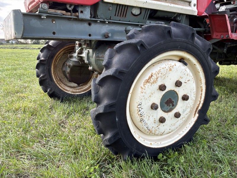Yanmar YM1802D four-wheel-drive mini tractor with tiller