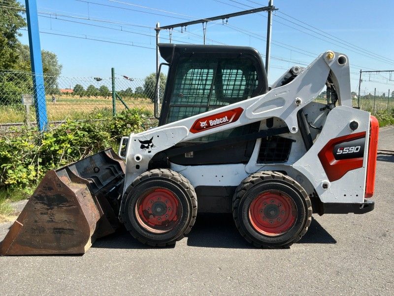 Bobcat S590 Skid Steer Loader