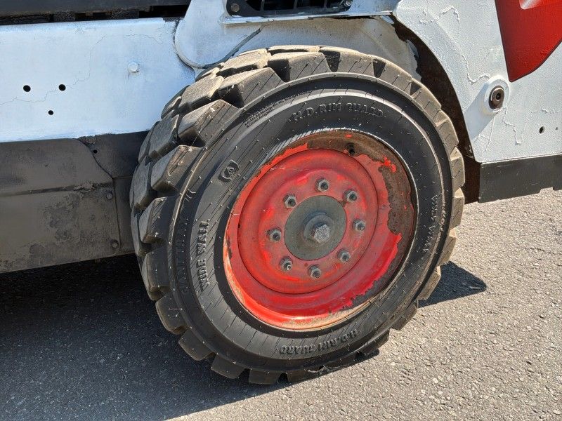 Bobcat S590 Skid Steer Loader