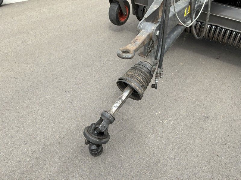 2009 Claas Variant 385 round baler