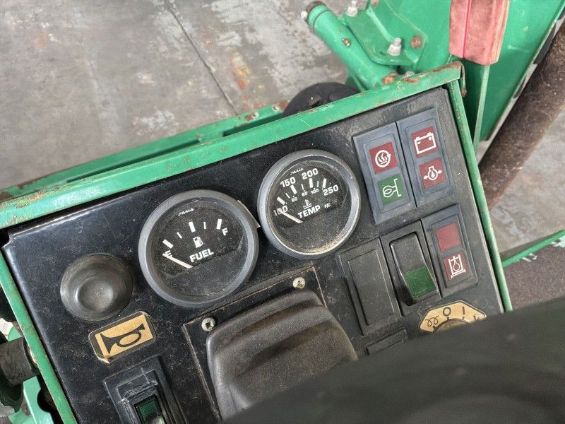 2002 Ransomes Highway 2130 Aufsitzmäher