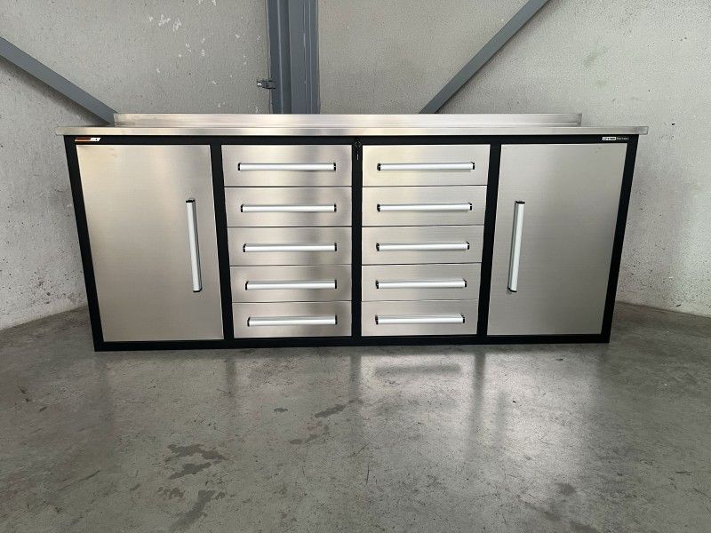 Stainless steel workbench with 10 drawers