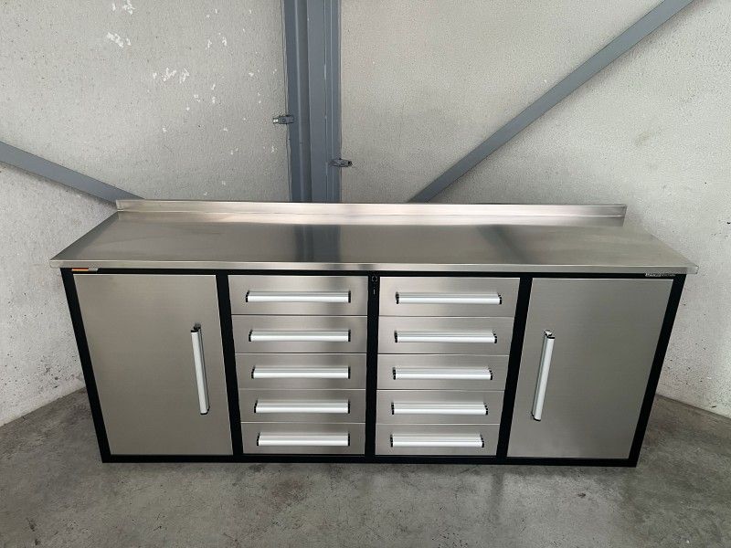 Stainless steel workbench with 10 drawers