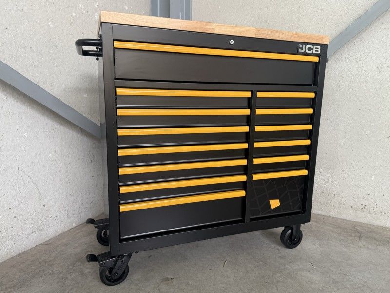 JCB 42” Profi-Werkzeugwagen mit kompletter Ausstattung
