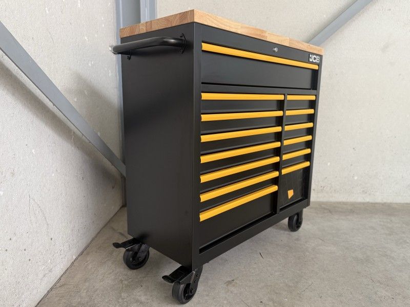 JCB 42” Profi-Werkzeugwagen mit kompletter Ausstattung